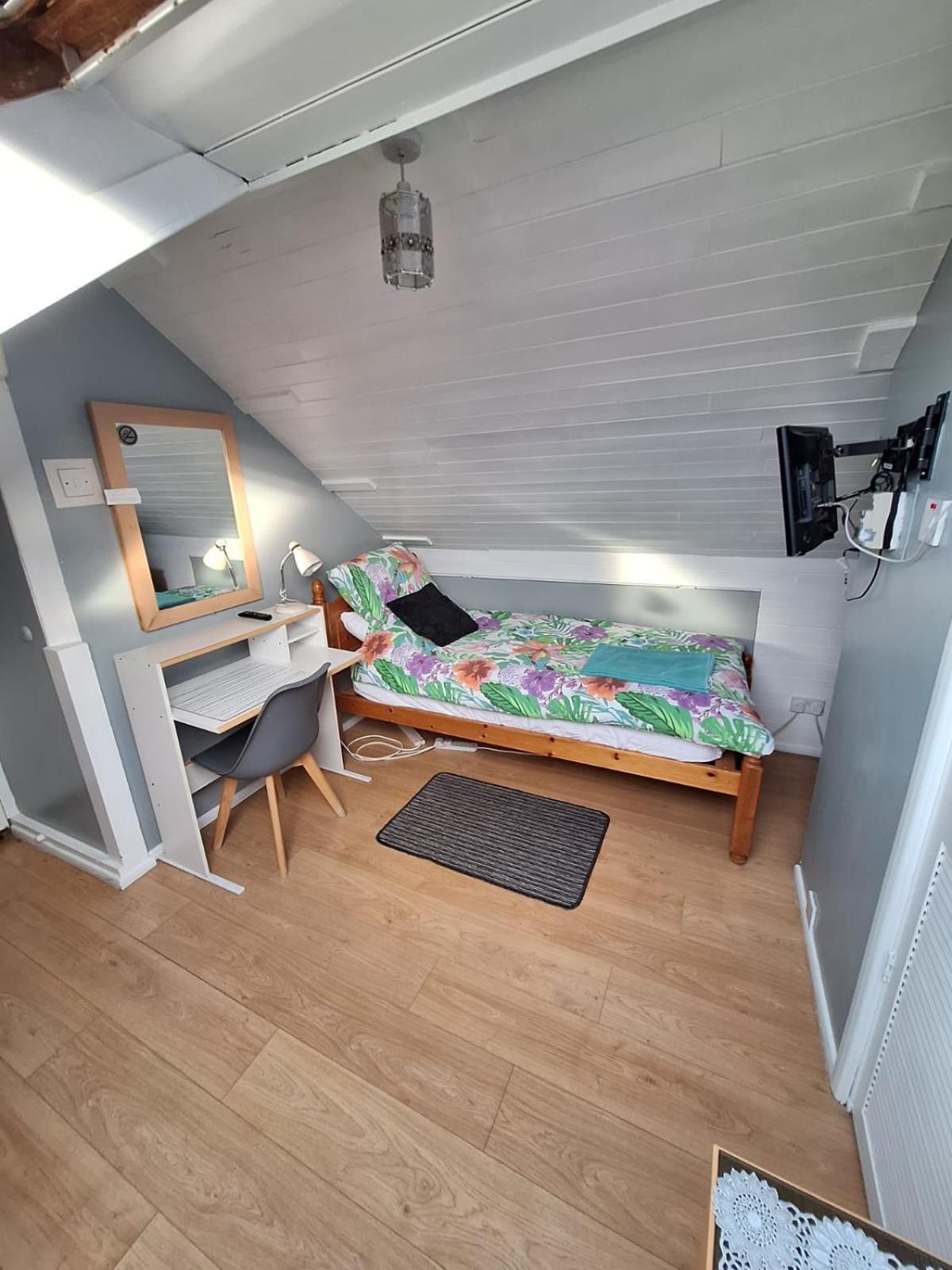 Harrow B & B Екстер'єр фото