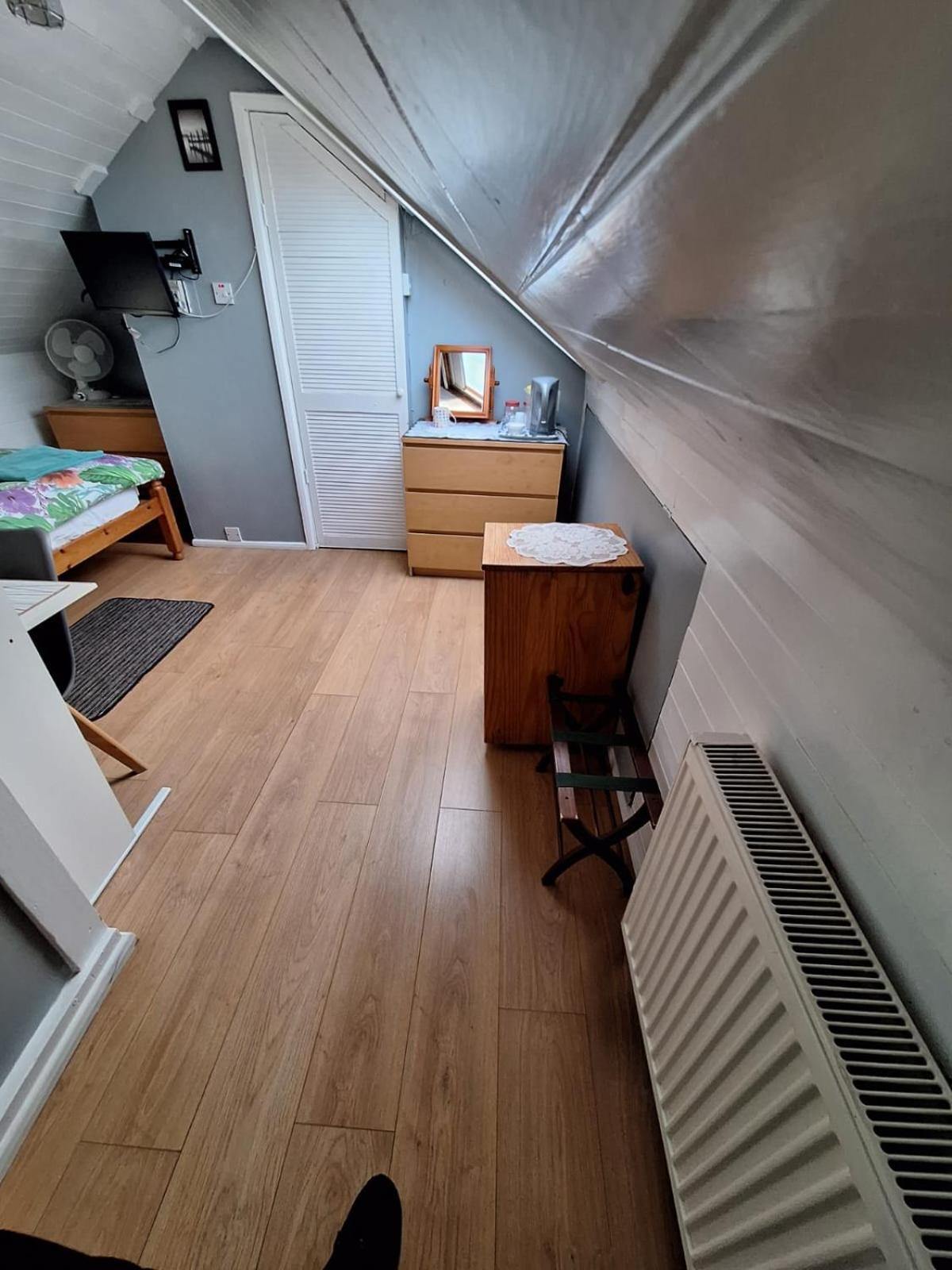 Harrow B & B Екстер'єр фото