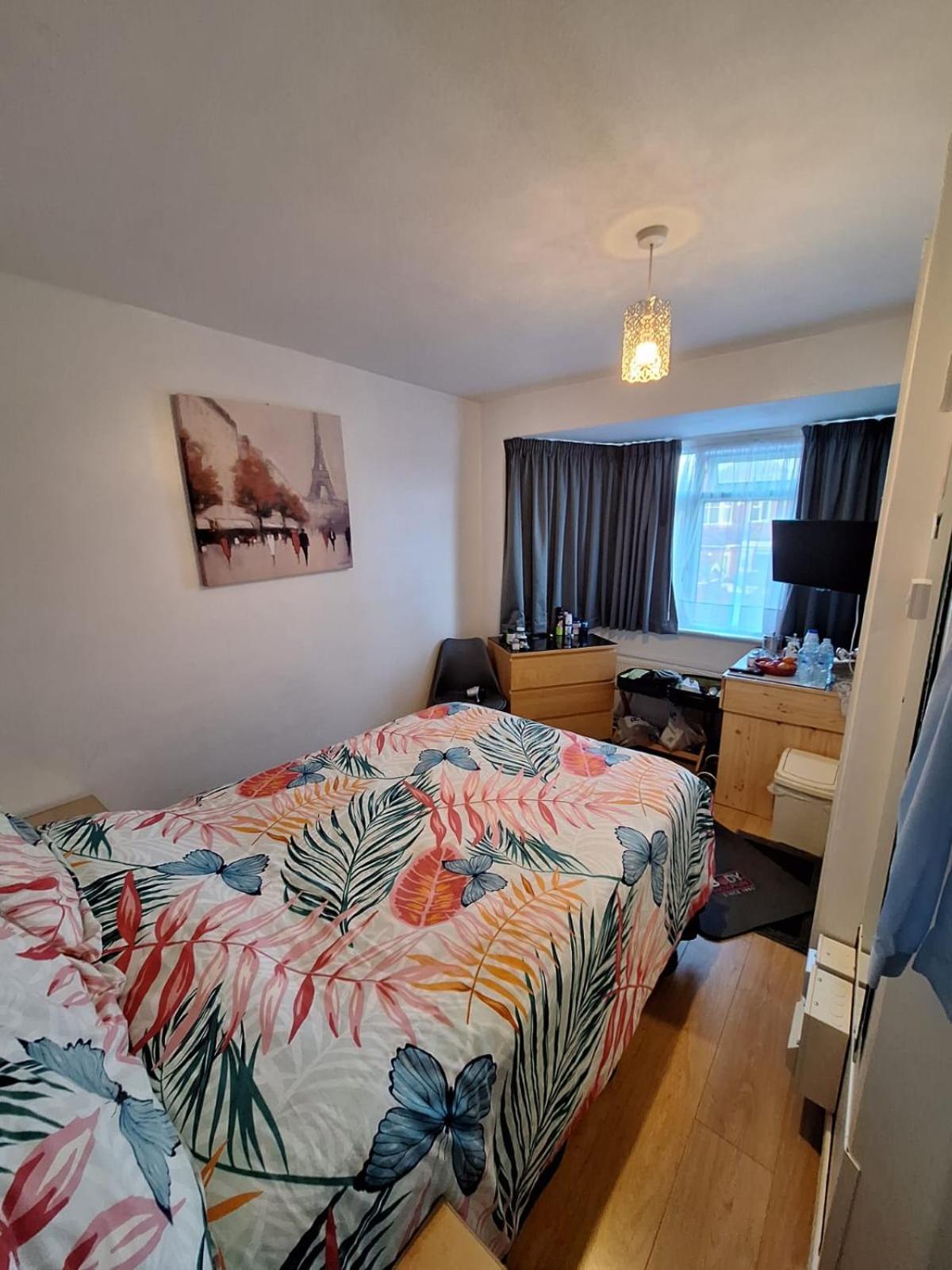 Harrow B & B Екстер'єр фото