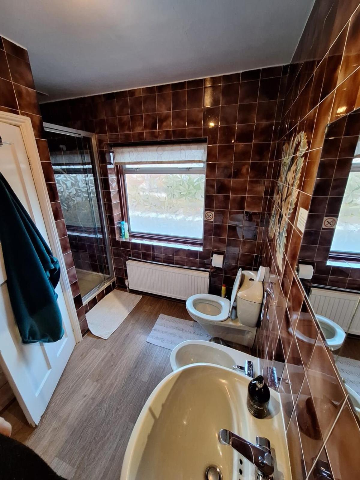 Harrow B & B Екстер'єр фото